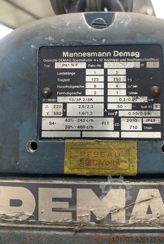 Oszlopra szerelhető daru DEMAG PK1 N-F - Capacity 125 kg