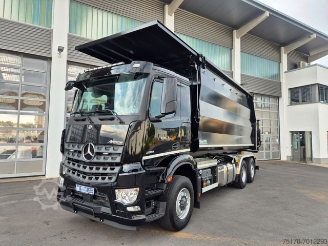 Hákový nosič kontejnerů MERCEDES-BENZ Arocs 2751 6x2 HAD/ Abroller EBERT Forstbox Q150