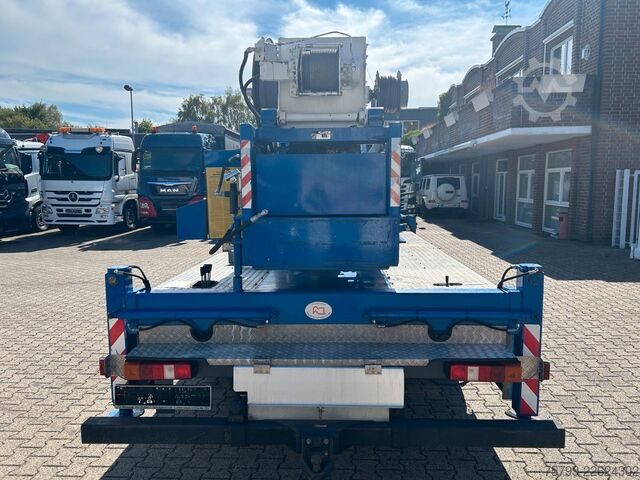 Tehergépkocsi-daruval szerelt furgon DAF 45.130 Dachdeckerkran 28-7 Klaas 28M