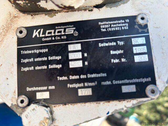 Tehergépkocsi-daruval szerelt furgon DAF 45.130 Dachdeckerkran 28-7 Klaas 28M