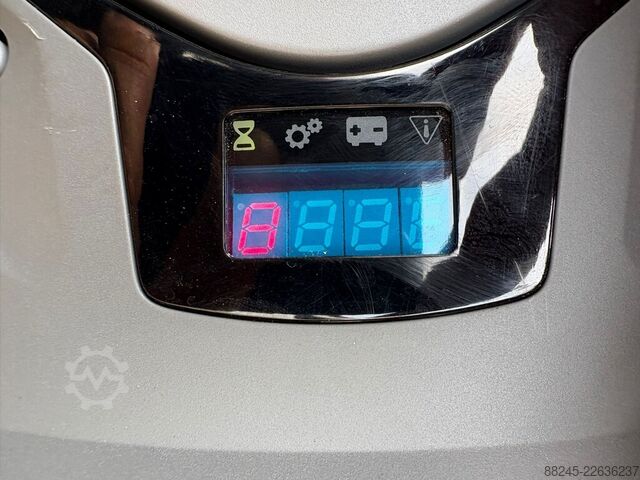 VS-23001 elektromos raklapemelő BT LWE130 BT LWE130