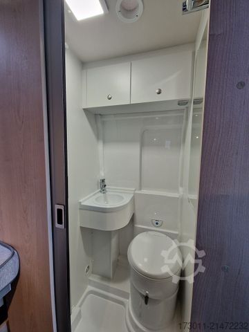 Kamper CLEVER Drive 540 Roadrider 140PS Markise Navi RFK