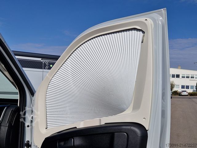 Kamper PÖSSL Summit 600L Markise Lithium Solar MJ 2026