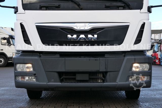 Βαν μεταφοράς αυτοκινήτων MERCEDES-BENZ TGL 8.250 geschloss. Autotransp. Moetefindt