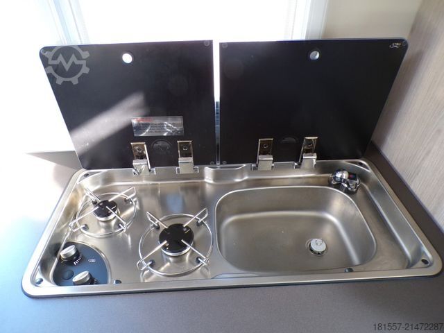 Teilintegriertes Wohnmobil BÜRSTNER Lineo T 620 G 155 PS, Automatik, AHK,