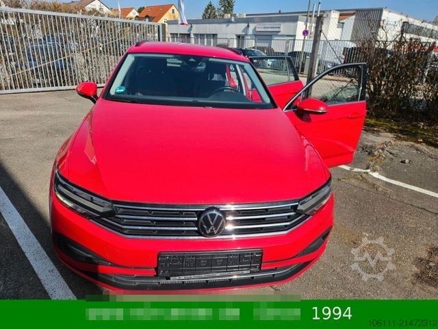 Minibüs VOLKSWAGEN Passat Variant Business Navigation