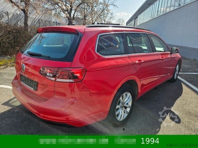 Minibüs VOLKSWAGEN Passat Variant Business Navigation