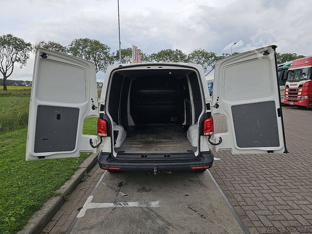 Bestelauto VW TRANSPORTER 2.0 TDI T6.1 L2 Trekhaak !