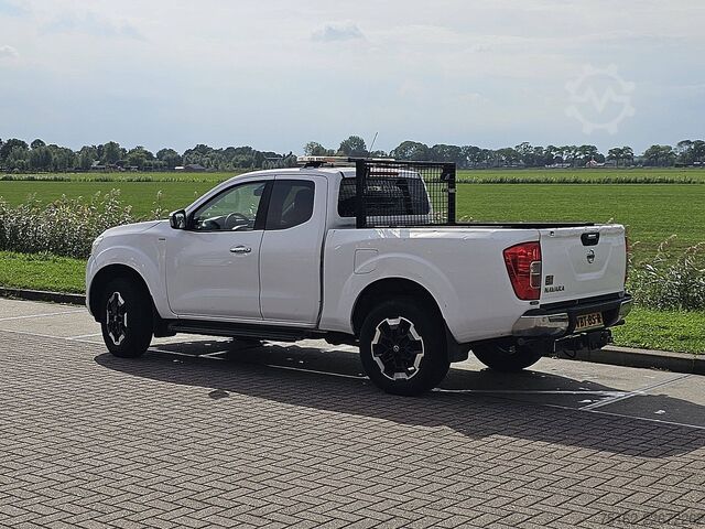 Pickup NISSAN NAVARA 2.3 4WD 4x4 160Pk NAP