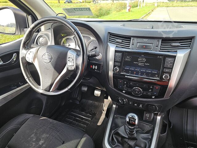 Pickup NISSAN NAVARA 2.3 4WD 4x4 160Pk NAP