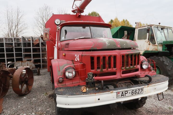 Feuerwehrfahrzeug ZIL 131