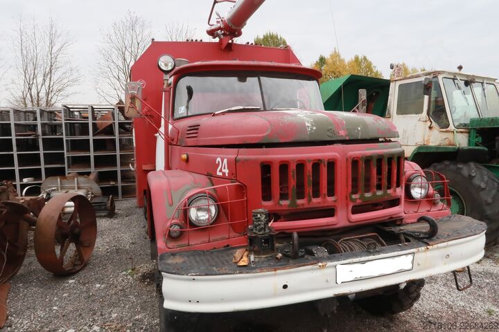 Feuerwehrfahrzeug ZIL 131