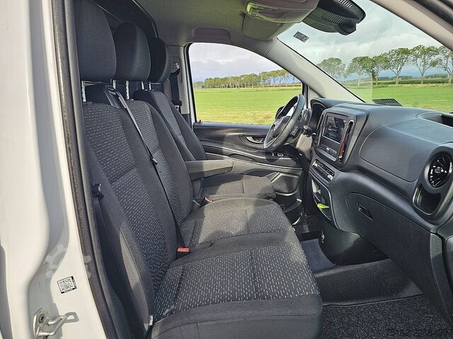 Στέισον βάγκον με ψηλή οροφή MERCEDES-BENZ VITO 116 L3 XL Mbux Automaat!