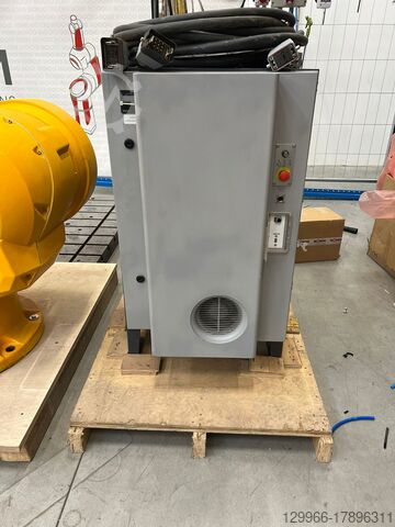 Průmyslový robot Stäubli TX200L