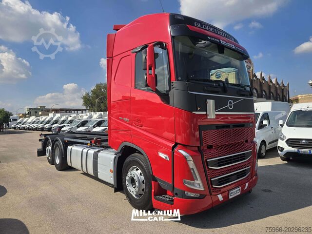 Kamyon şasisi Volvo FH 460 PORTACASSE L/TELAIO 2023