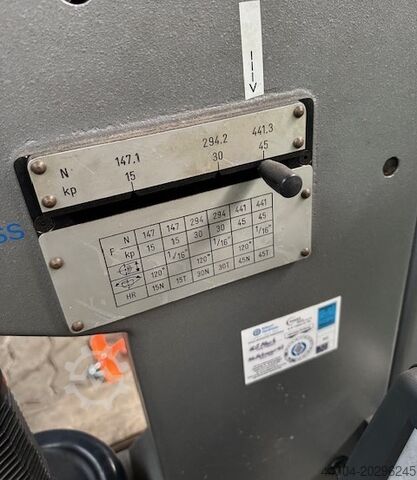 Superrockwell Härteprüfgerät ITW Bühler Wilson Briro RK Automat