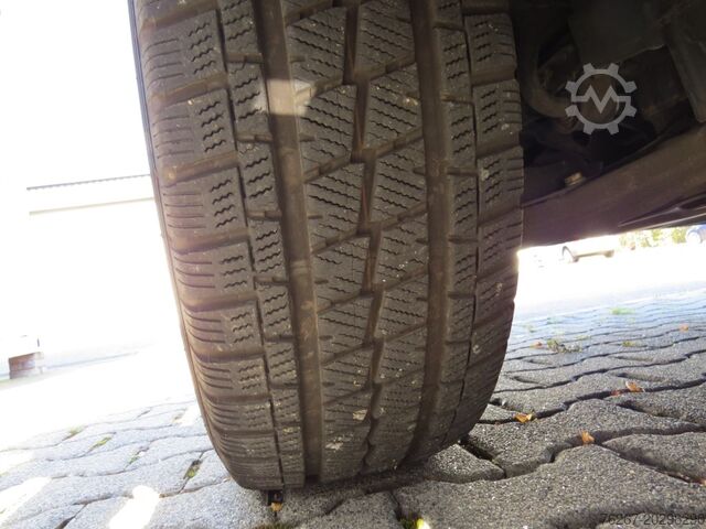 Kola sa kutijama Mercedes-Benz Sprinter 315 CDI Kasten Euro 6d-Temp MBU