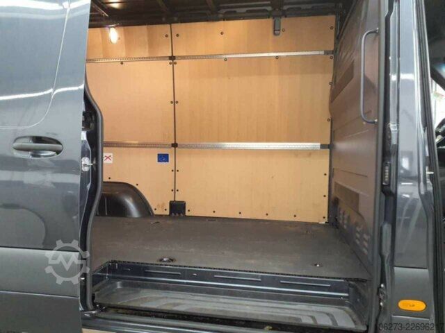 Furgão Mercedes-Benz Sprinter 317 CDI,L2H2,Automatik,Kamera,LED