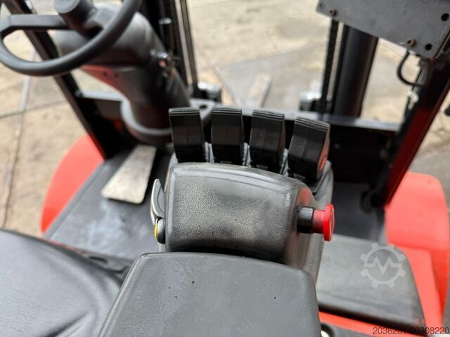 Electric 4-wheel forklift Carer R654 SPED