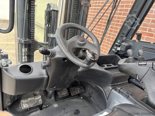 Elektrische vorkheftruck met 4 wielen Linde E25HL-01/600