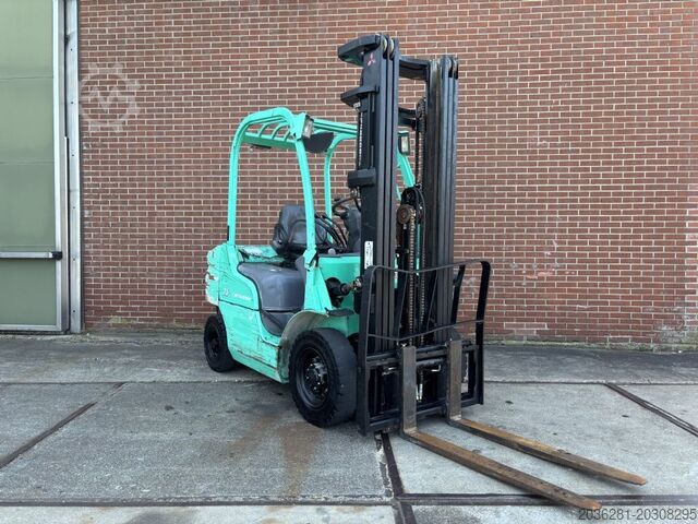 Diesel vorkheftruck Mitsubishi FD25N