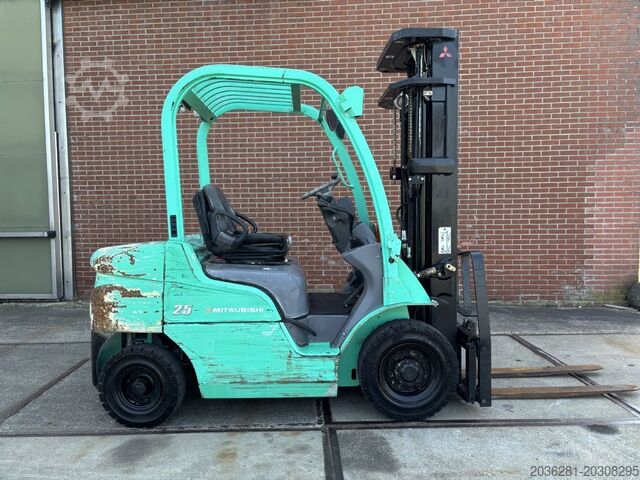 Diesel vorkheftruck Mitsubishi FD25N