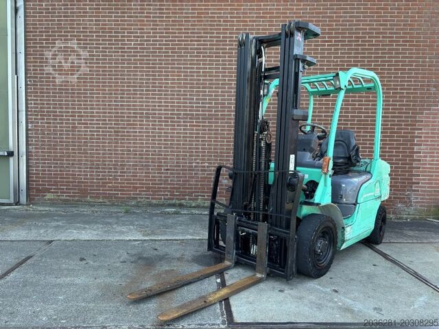 Diesel vorkheftruck Mitsubishi FD25N
