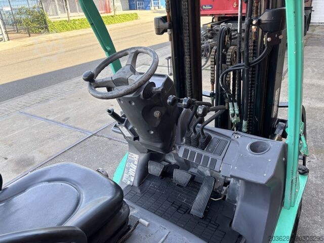 Diesel vorkheftruck Mitsubishi FD25N