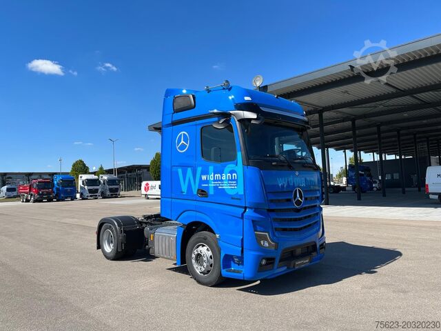 Standardni tegljač Mercedes-Benz Actros 1848 LS KlimaA STH Pano Luft AUT AHK ACC