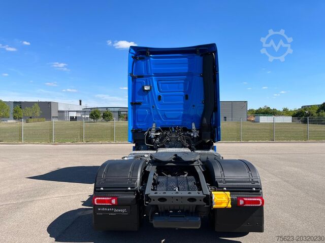 Standardni tegljač Mercedes-Benz Actros 1848 LS KlimaA STH Pano Luft AUT AHK ACC