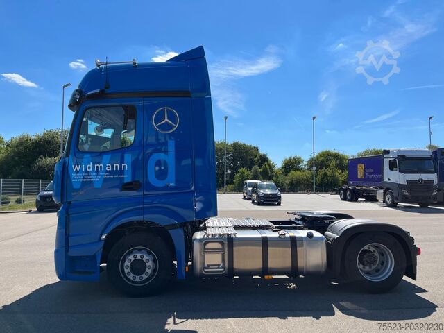 Standardni tegljač Mercedes-Benz Actros 1848 LS KlimaA STH Pano Luft AUT AHK ACC