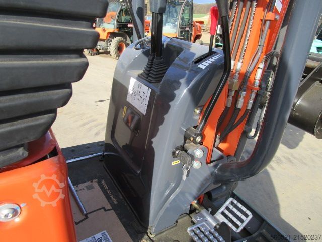 Mini excavators Atlas AC08B - mechan. Schnellwechsler LEHNHOF + 3 Löffel