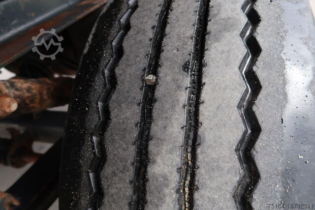 Dreiseitenkipper Anhänger Kögel AK 24