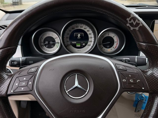 Furgon MERCEDES-BENZ E 300 BlueTEC HYBRID Navi Leder PDC LED EURO 5