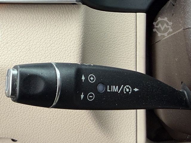 Furgon MERCEDES-BENZ E 300 BlueTEC HYBRID Navi Leder PDC LED EURO 5