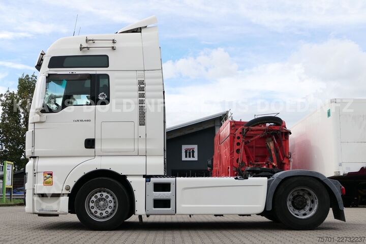 Standart çekici ünitesi MAN TGX 18.480 XXL Retarder 2 Tanks Navi Euro 6