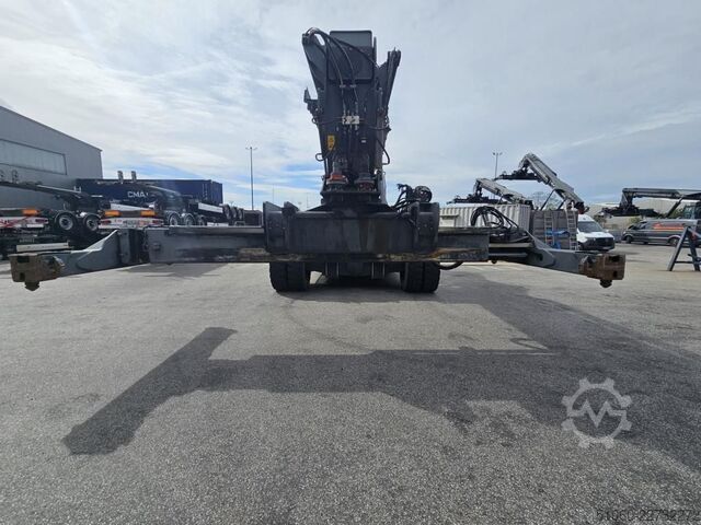 Κενό δοχείο reachstacker Kalmar DRF100-54S8