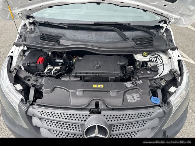 Κλειστό βαν MERCEDES-BENZ Vito 110 CDI Kasten Lang DAB/Sitzheiz./Hecktüren