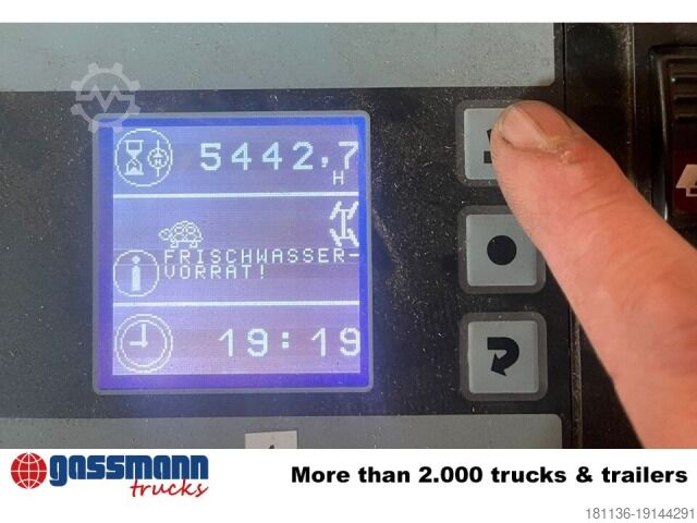 Veegmachine Hako Multicar Citymaster 2000 3B Kehrmaschine 4x2