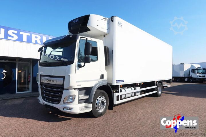 Refrigerated/freezer transport DAF CF 320 Koel/Vries + klep 2000 kg Carrier Silenc...