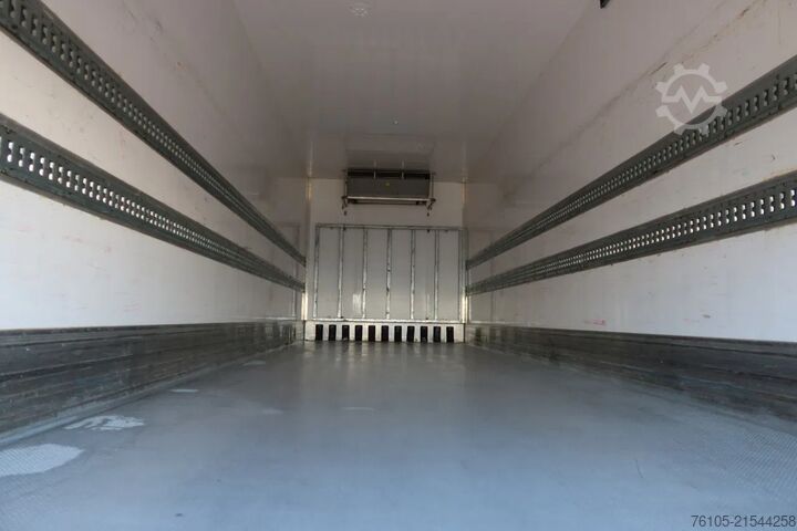 Refrigerated/freezer transport DAF CF 320 Koel/Vries + klep 2000 kg Carrier Silenc...