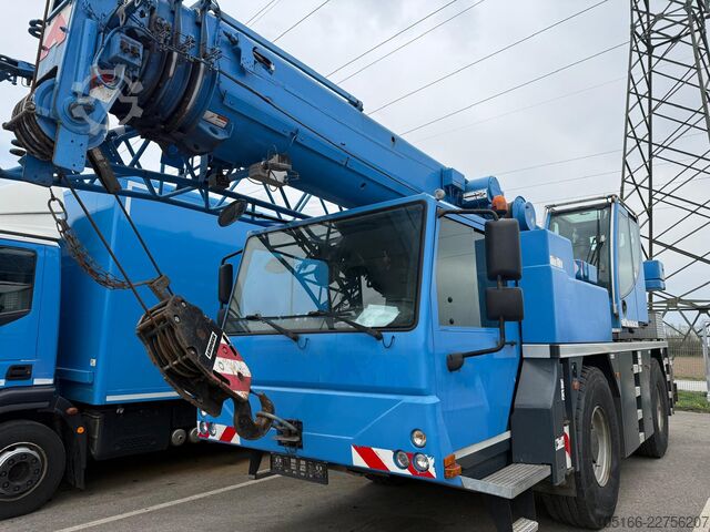 Grua móvel Liebherr LTM 1030-2.1
