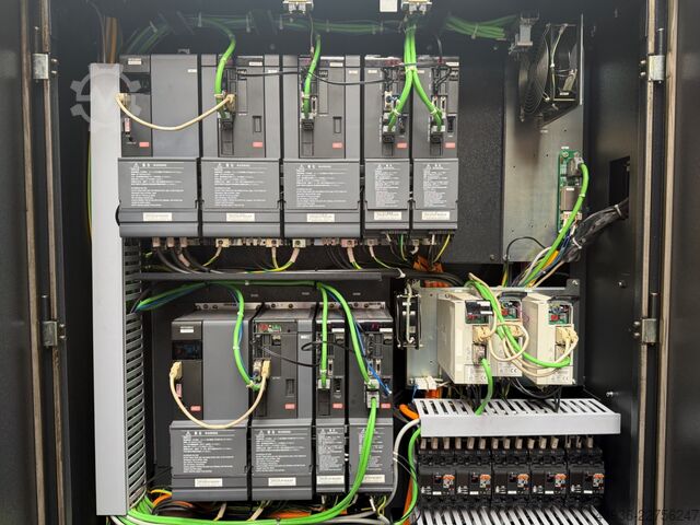 Centro de torneado y fresado MAZAK - INTEGREX 200-4 ST Mazak Integrex 200-4 ST