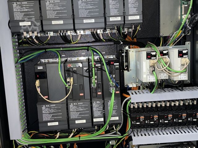 Centro de torneado y fresado MAZAK - INTEGREX 200-4 ST Mazak Integrex 200-4 ST