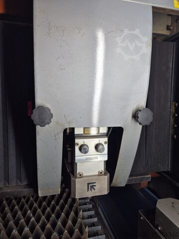 Laser snij machine PRIMA POWER PLATINO FIBER 1530