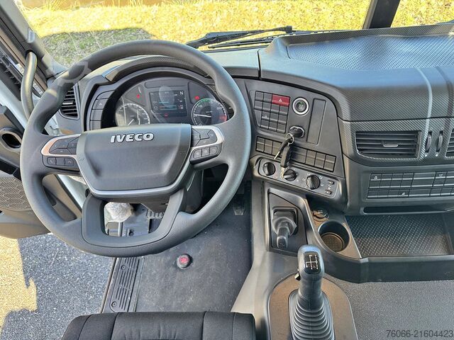 Standaard-SZM Iveco T-Way AT720T47TH Tractor Head (20 units)