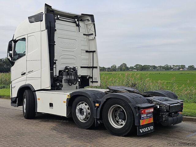 Standard-SZM VOLVO FH 460 6X2 GLOBE