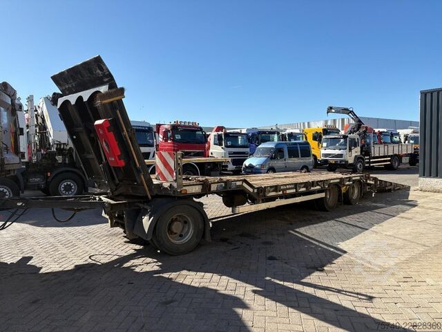 Autotransporter varevogn MUELLER MITTELTAL D3 + HYDROLIC FRONT/BACK LOADER + 3 AXLE + SPEC...