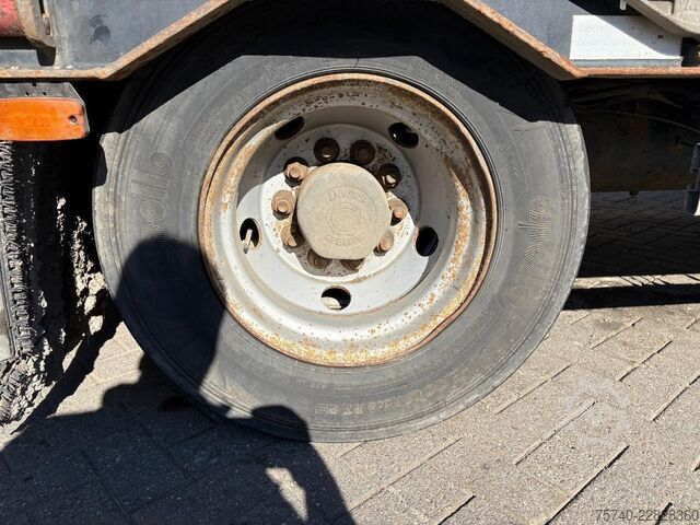 Autotransporter varevogn MUELLER MITTELTAL D3 + HYDROLIC FRONT/BACK LOADER + 3 AXLE + SPEC...