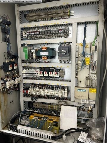 Bed Type Milling Machine - Universal KIHEUNG POINT U 6